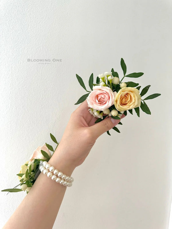 Corsage - 手腕花